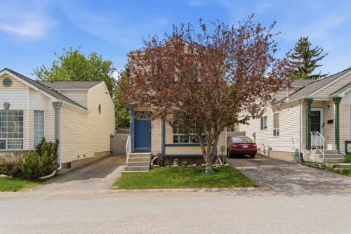 90 Coventry Lane Ne, Calgary, AB - Outdoor With Facade
