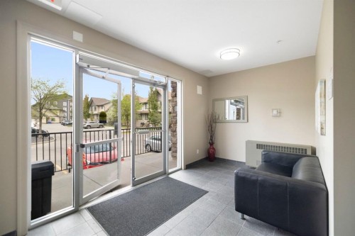 107-117 Copperpond Common Se, Calgary, AB 