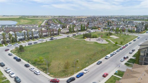 107-117 Copperpond Common Se, Calgary, AB 