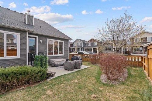 25 Fireside Landing, Cochrane, AB - Outdoor
