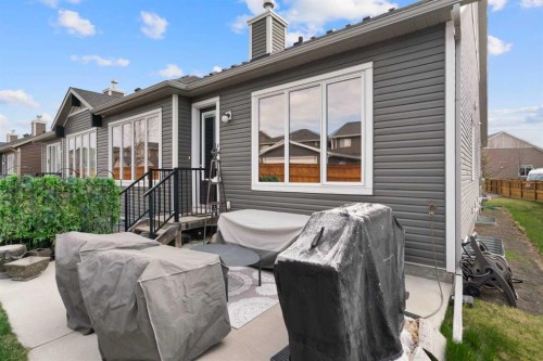 25 Fireside Landing, Cochrane, AB - Outdoor