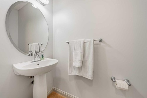 109 Silverado Creek Crescent Sw, Calgary, AB - Indoor Photo Showing Bathroom
