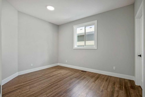 127 Creekstone Park Sw, Calgary, AB - Indoor Photo Showing Other Room