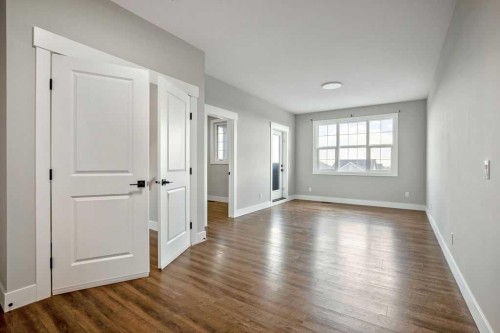 127 Creekstone Park Sw, Calgary, AB - Indoor Photo Showing Other Room