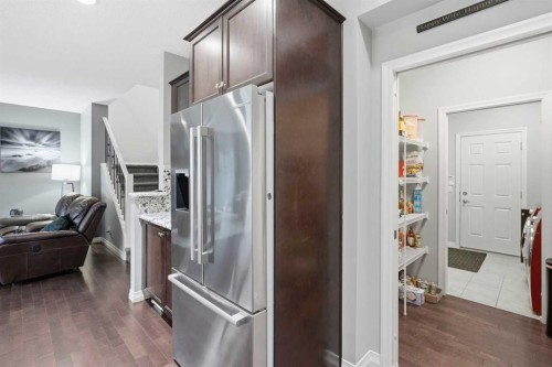 16 Sunset Terrace, Cochrane, AB - Indoor