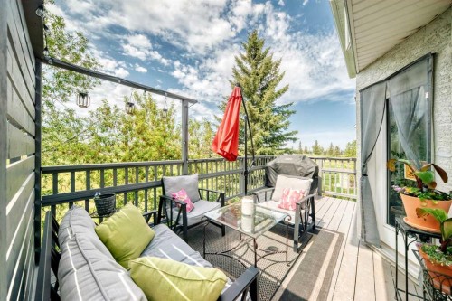 37 Lakeside Greens Close, Chestermere, AB 