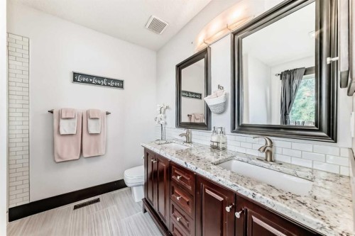 37 Lakeside Greens Close, Chestermere, AB 