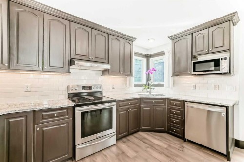 37 Lakeside Greens Close, Chestermere, AB 