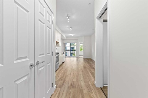 1205-215 Legacy Boulevard Se, Calgary, AB - Indoor Photo Showing Other Room