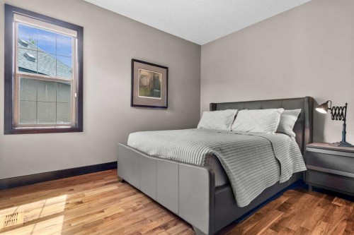 29 Quarry Court Se, Calgary, AB - Indoor Photo Showing Bedroom