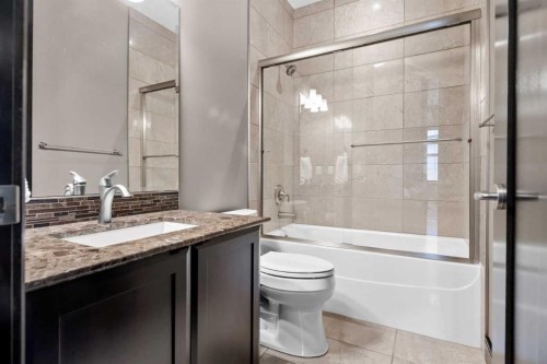 29 Quarry Court Se, Calgary, AB - Indoor Photo Showing Bathroom