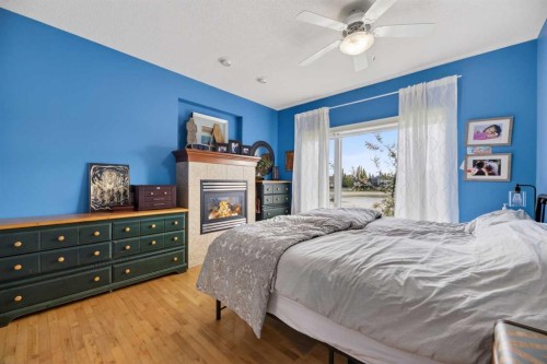 23 Lake Ridge, Olds, AB - Indoor Photo Showing Bedroom
