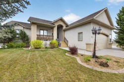23 Lake Ridge Olds, AB T4H 1W6