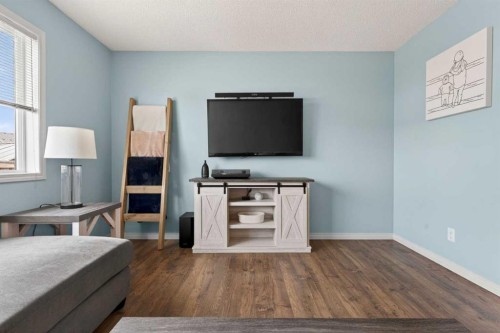 183 Copperpond Street Se, Calgary, AB - Indoor Photo Showing Bedroom
