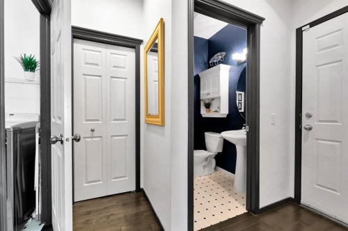 9 Chaparral Villas Se, Calgary, AB - Indoor Photo Showing Other Room