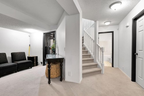 9 Chaparral Villas Se, Calgary, AB - Indoor