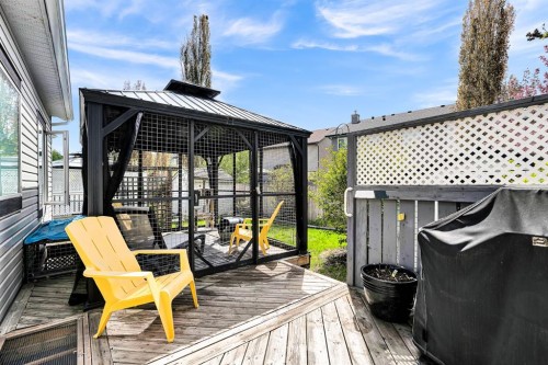 9 Chaparral Villas Se, Calgary, AB - Outdoor With Deck Patio Veranda With Exterior