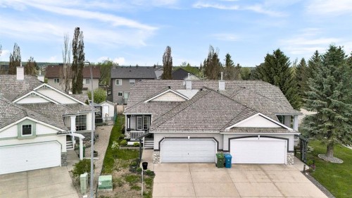 9 Chaparral Villas Se, Calgary, AB - Outdoor With Facade