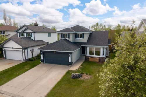 53 Riverview Close, Cochrane, AB 