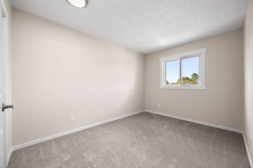 53 Riverview Close, Cochrane, AB 