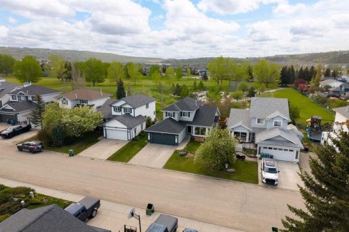 53 Riverview Close, Cochrane, AB 