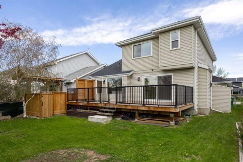 53 Riverview Close, Cochrane, AB 