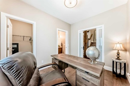 32 Westmore Place Sw, Calgary, AB 