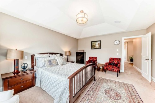 32 Westmore Place Sw, Calgary, AB 