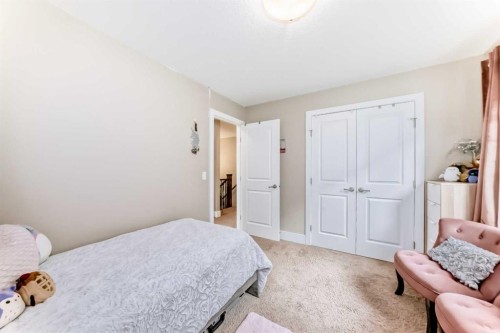 32 Westmore Place Sw, Calgary, AB 