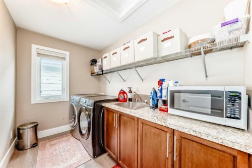 32 Westmore Place Sw, Calgary, AB 