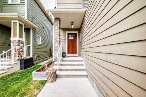 32 Westmore Place Sw, Calgary, AB 