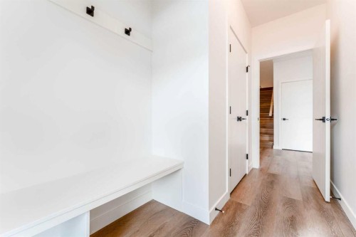 90 Hartford Road Nw, Calgary, AB - Indoor Photo Showing Other Room