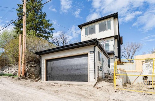 90 Hartford Road Nw, Calgary, AB - Outdoor