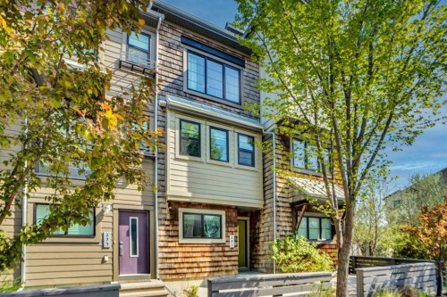 281 Walden Drive Se, Calgary, AB - Outdoor With Facade