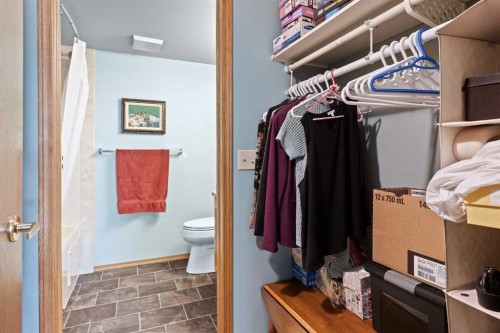101-410 7 Street Sw, High River, AB - Indoor