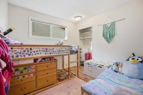 14816 1 Street Se, Calgary, AB - Indoor Photo Showing Bedroom