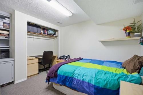 14816 1 Street Se, Calgary, AB - Indoor Photo Showing Bedroom