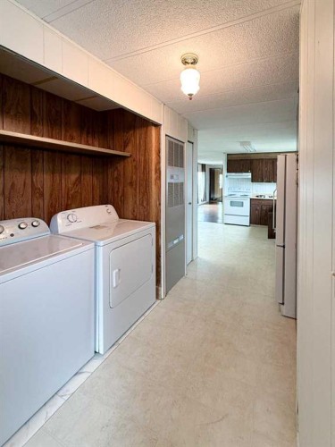 71-5800 46 Street, Olds, AB 