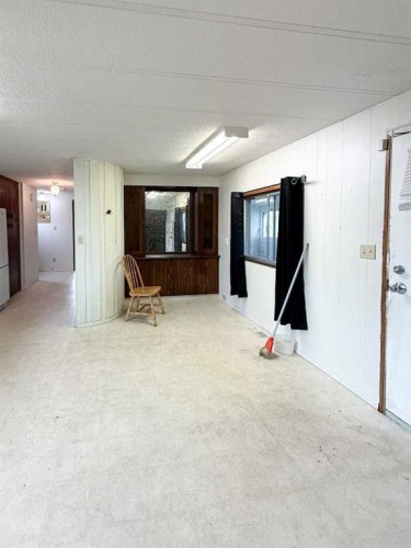 71-5800 46 Street, Olds, AB 