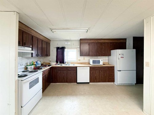 71-5800 46 Street, Olds, AB 