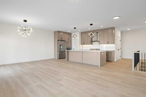 206 Monterey Bay Se, High River, AB - Indoor Photo Showing Kitchen