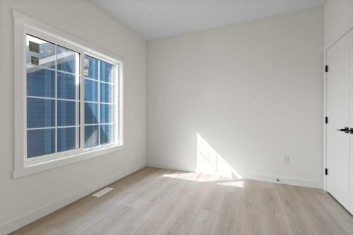 206 Monterey Bay Se, High River, AB - Indoor Photo Showing Other Room