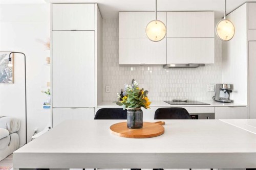 808-615 6 Avenue Se, Calgary, AB - Indoor Photo Showing Kitchen