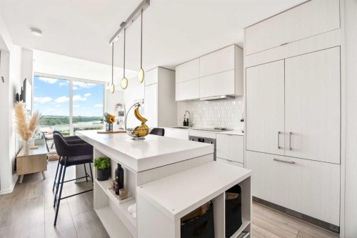 808-615 6 Avenue Se, Calgary, AB - Indoor Photo Showing Kitchen