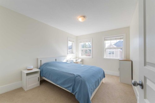 1024 Wentworth Rise Sw, Calgary, AB - Indoor Photo Showing Bedroom
