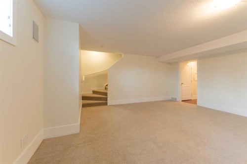 1024 Wentworth Rise Sw, Calgary, AB - Indoor Photo Showing Other Room