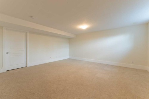 1024 Wentworth Rise Sw, Calgary, AB - Indoor Photo Showing Other Room