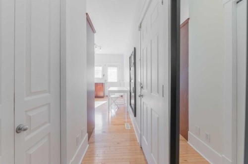 1024 Wentworth Rise Sw, Calgary, AB - Indoor Photo Showing Other Room