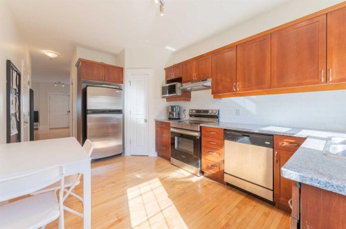 1024 Wentworth Rise Sw, Calgary, AB - Indoor Photo Showing Kitchen