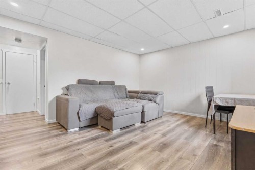 84 Falconridge Place Ne, Calgary, AB - Indoor